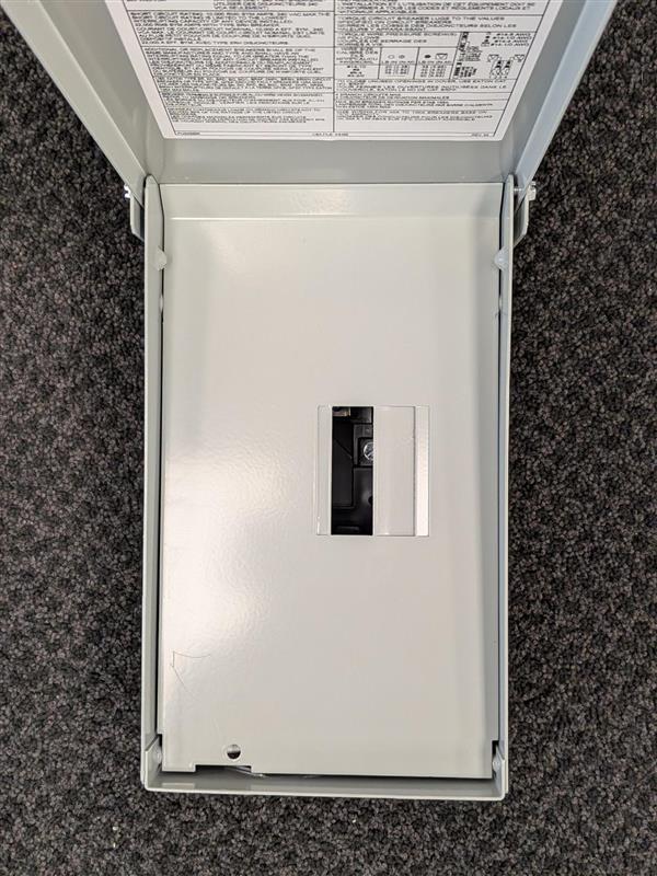 Eaton Single Phase Main Lug Load Center- Non-Combination 125 A, 1 PH, 120/240 VAC | CPL Plug-in | NEMA 3R Rated Enclosure | UL & CSA Listed